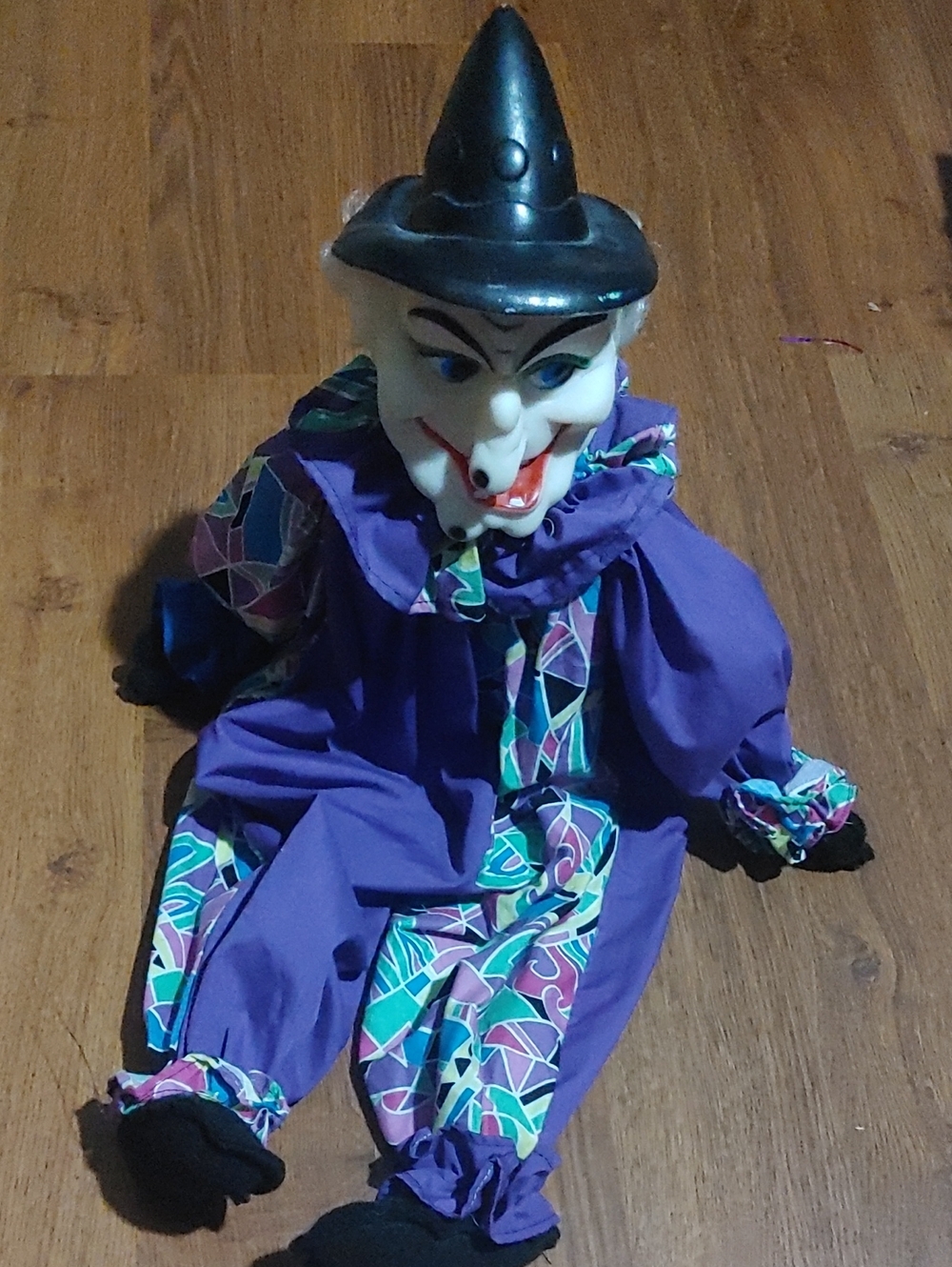Hanging Purple Witch Clown
